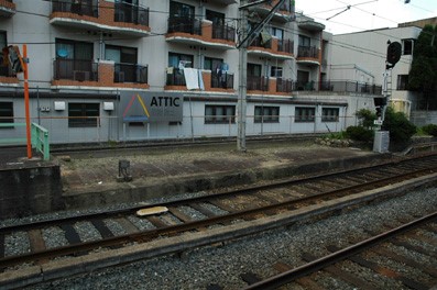 今も宝ヶ池駅に残る市電用低床ホーム