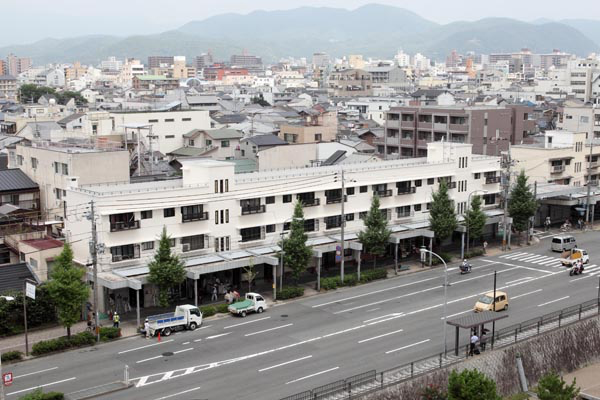 写真1．再生後の堀川団地（出水団地２棟）