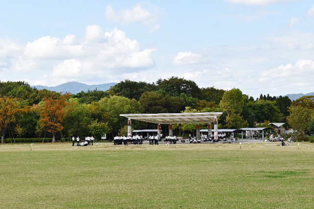 梅小路公園の野外ステージ