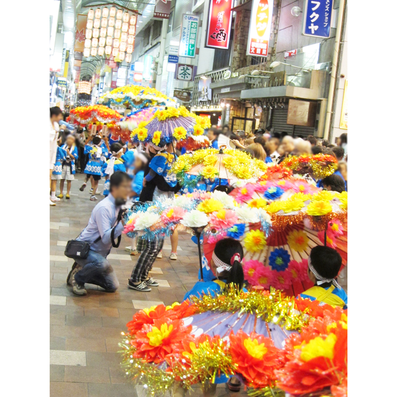 コロナ前の花傘パレードのようす