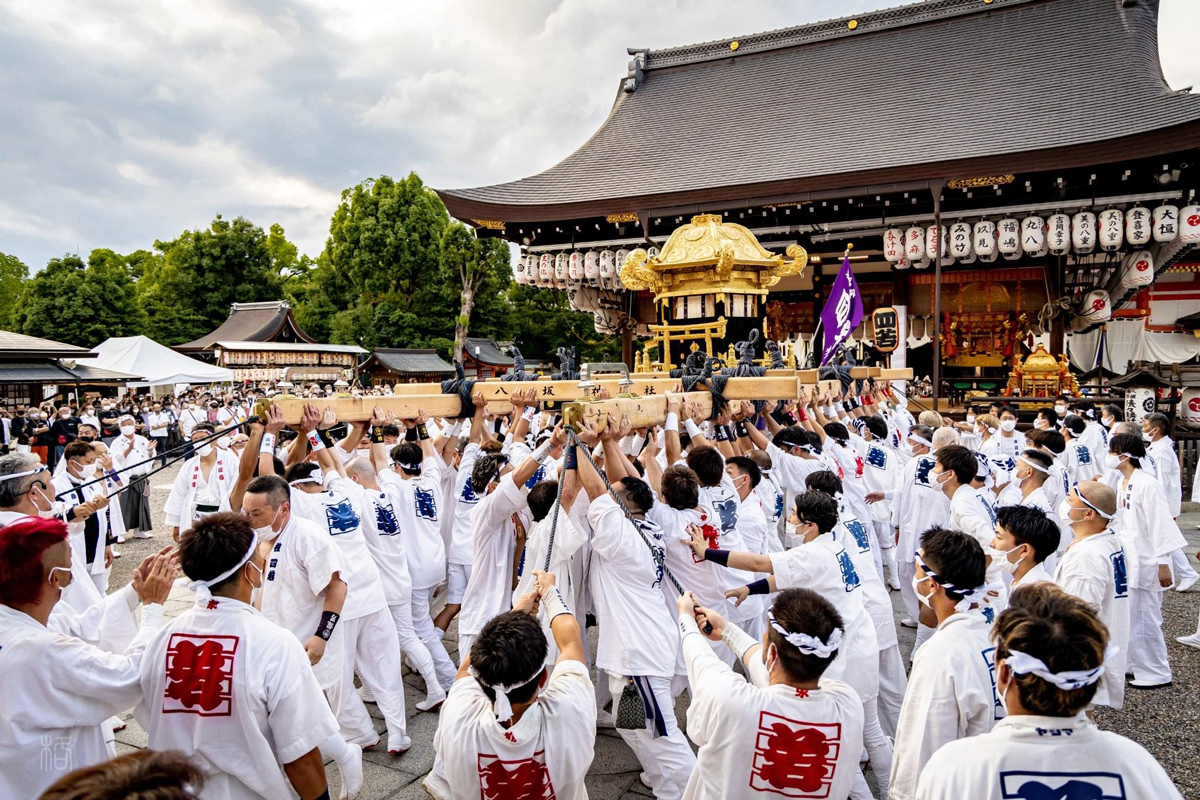 7月10日境内にて神輿洗