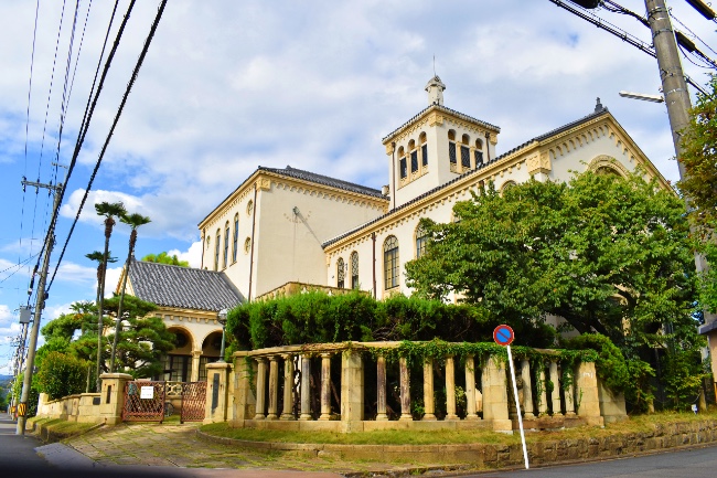 京都大学人文科学研究所 　附属漢字情報研究センター 　【内部非公開】